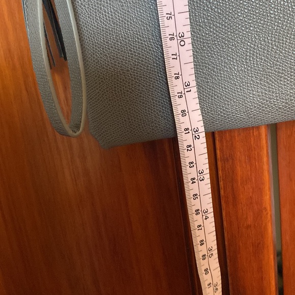 Anna Chang Purse w keychain or wristlet - Picture 8 of 8